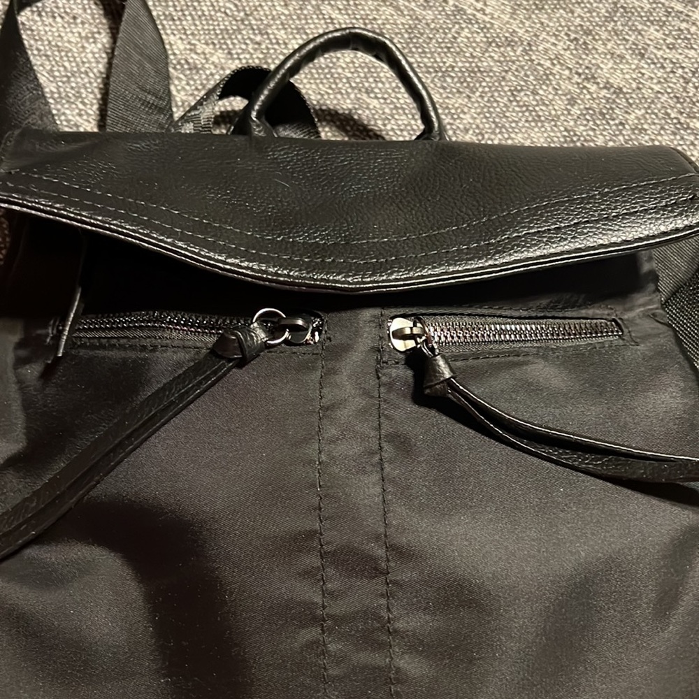 Nwot Botkier New York Trigger Backpack - image 5
